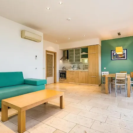 In With Sauna, 1 Bedrooms And Wifi